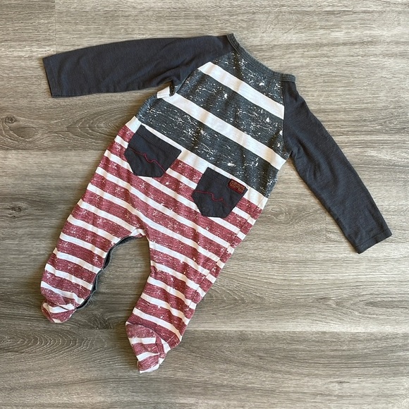 7 For All Mankind striped baby footie - Picture 2 of 3